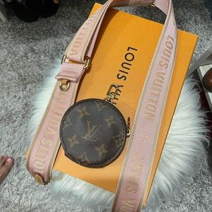 Lv sling strap, come with box